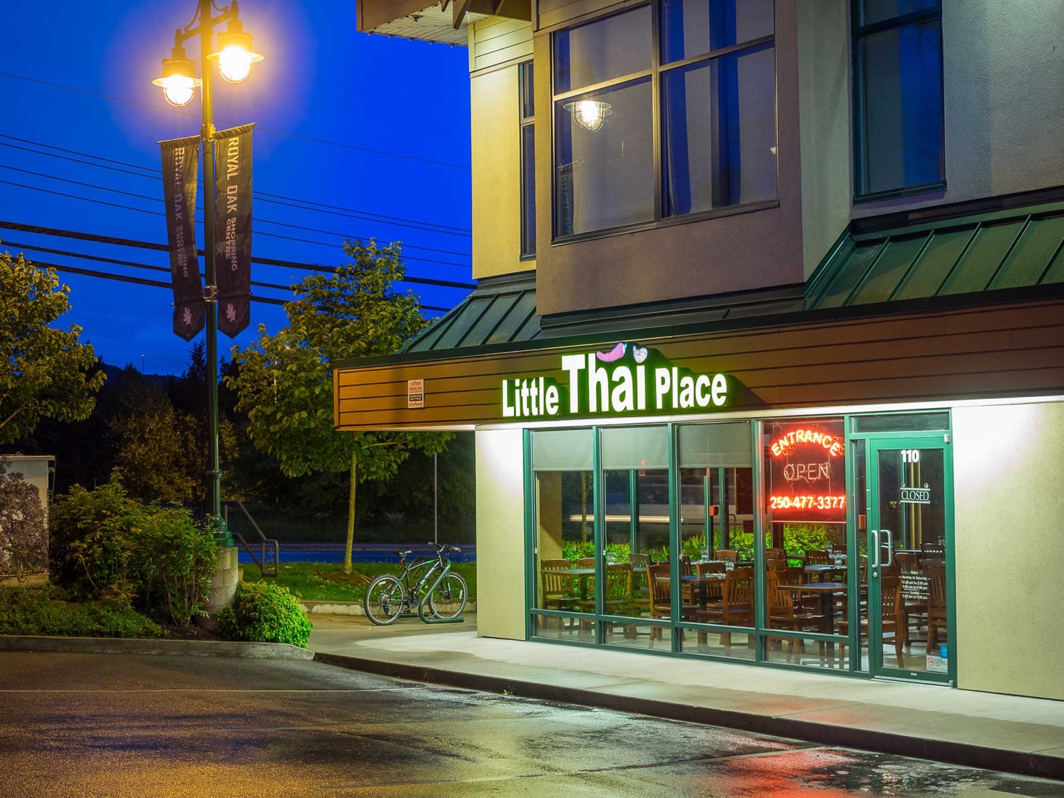 Royal Oak Shopping Centre Hansbraun Investments ltd.